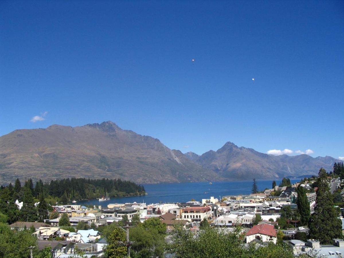 Turner Heights Townhouses Aparthotel Queenstown Exterior photo