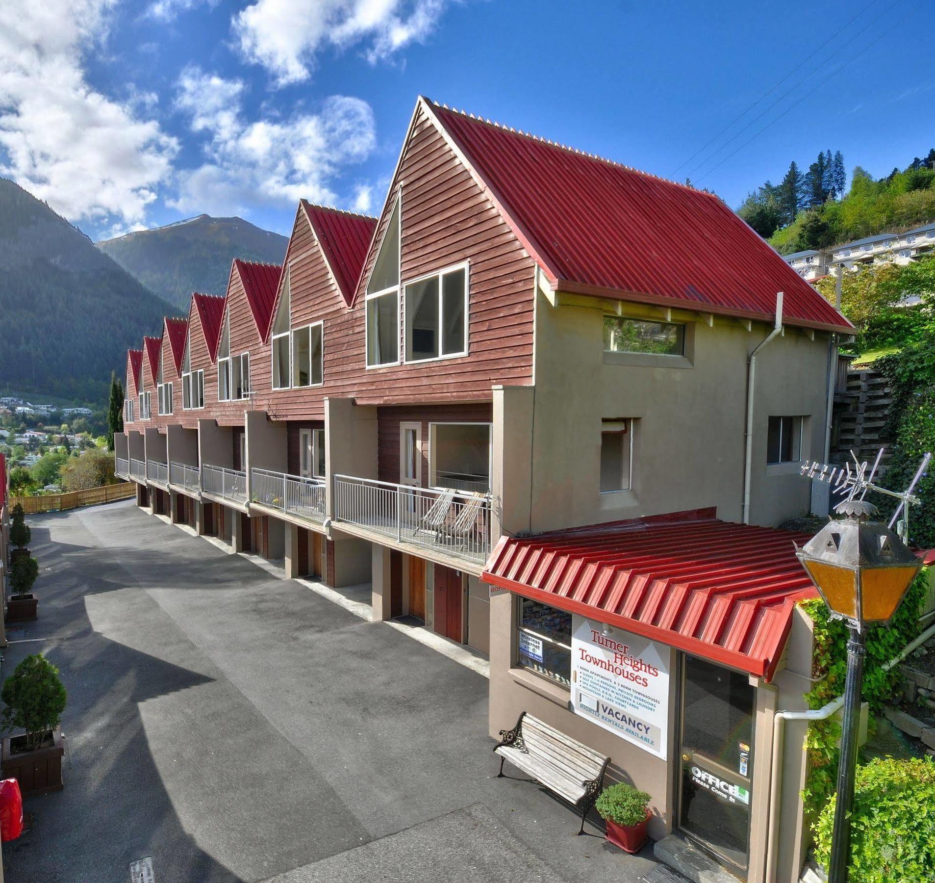 Turner Heights Townhouses Aparthotel Queenstown Exterior photo